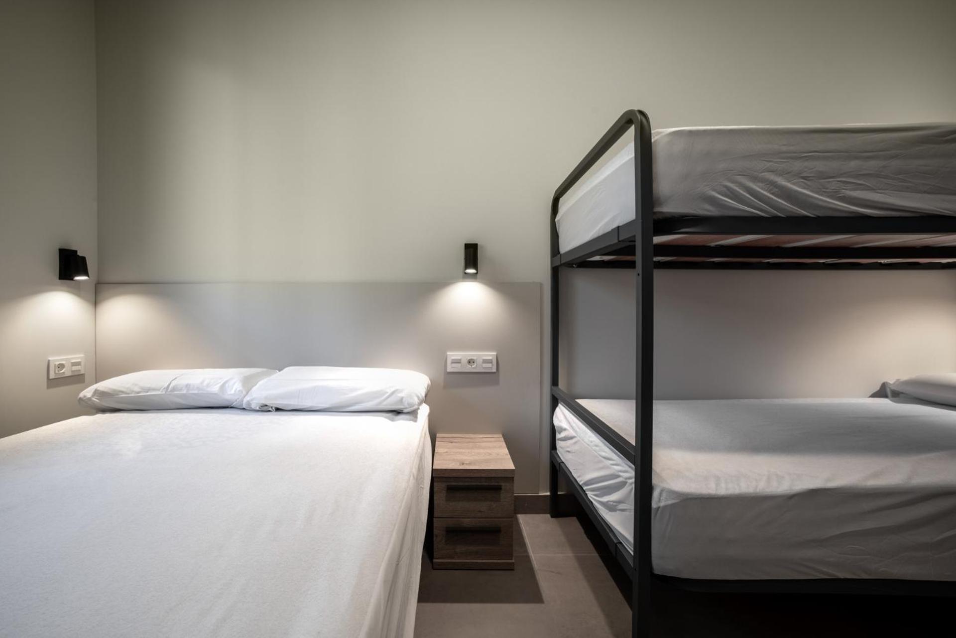 Habitación Familiar con balcón